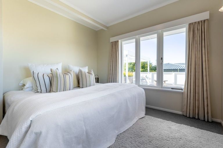 Photo of property in 11 Brighton Terrace, Mairangi Bay, Auckland, 0630