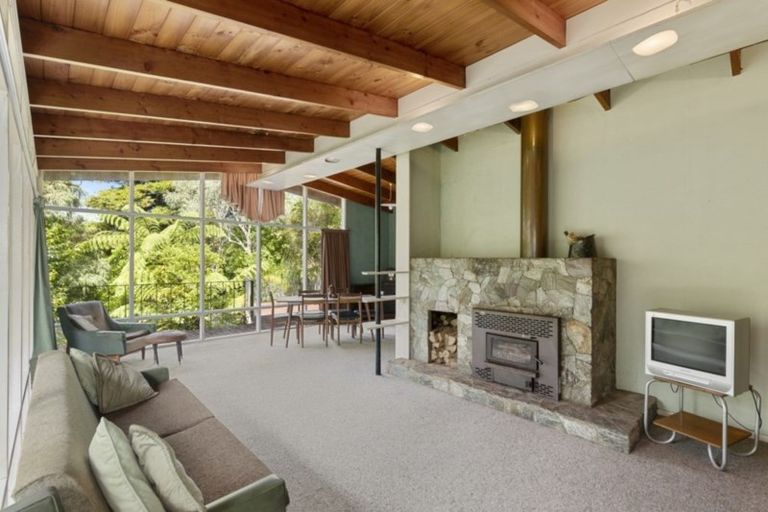 Photo of property in 1 Natusch Road, Belmont, Lower Hutt, 5010