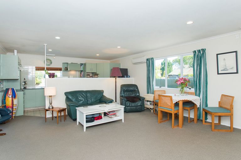 Photo of property in 95 Iranui Road, Inner Kaiti, Gisborne, 4010