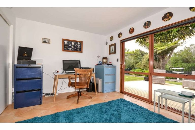 Photo of property in 33 Rarere Terrace, Kerikeri, 0230