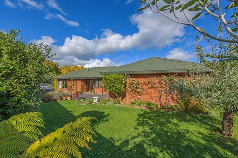 Photo of property in 35 Presidential Drive, Milson, Palmerston North, 4414