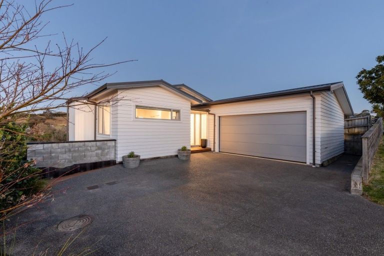Photo of property in 64 Utopia Park Heights, Welcome Bay, Tauranga, 3112