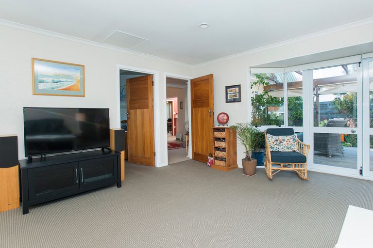 Photo of property in 95 Iranui Road, Inner Kaiti, Gisborne, 4010