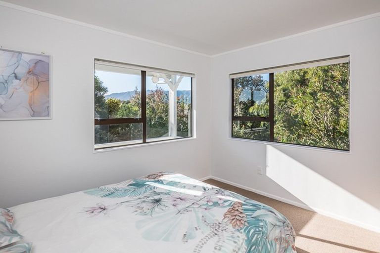 Photo of property in 27 Titoki Road, Waikanae Beach, Waikanae, 5036