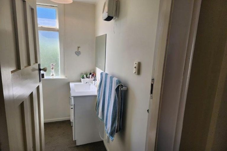 Photo of property in 35a Somerfield Street, Somerfield, Christchurch, 8024