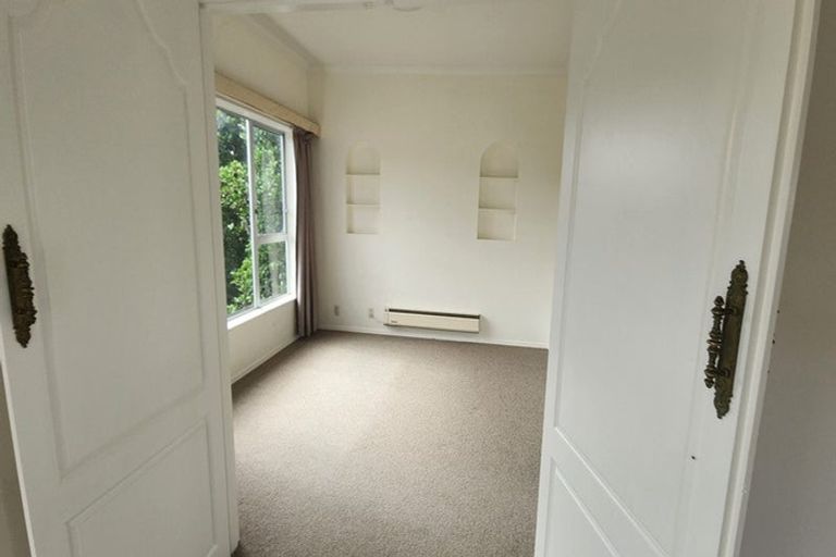 Photo of property in 3b Ridd Crescent, Karori, Wellington, 6012