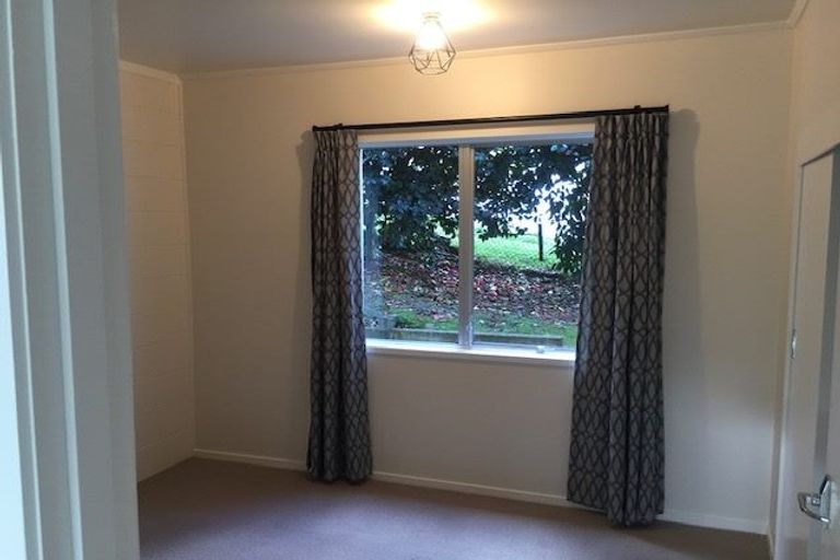 Photo of property in 101 Captain Scott Road, Glen Eden, Auckland, 0602