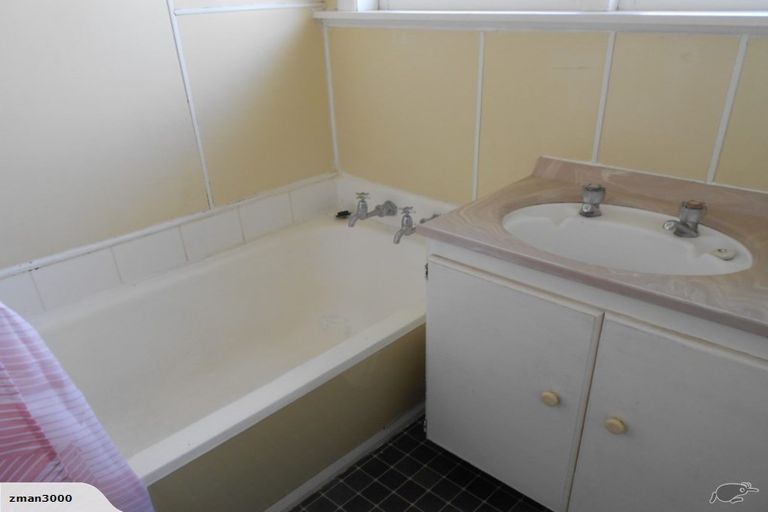 Photo of property in 22 Wilson Crescent, Highbury, Palmerston North, 4412