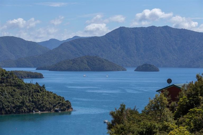 Photo of property in 615 Port Underwood Road, Whatamango Bay, Picton, 7281