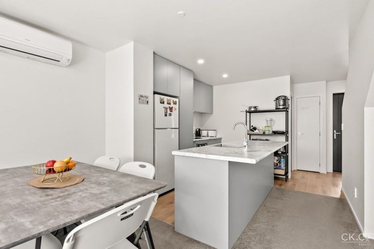 Photo of property in 1115b High Street, Taita, Lower Hutt, 5011