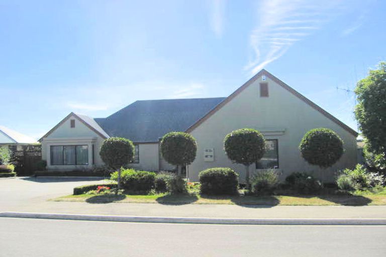 Photo of property in 19 Alpine Close, Marchwiel, Timaru, 7910