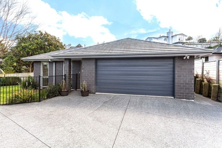 Photo of property in 7 Grapnel Lane, Whitby, Porirua, 5024