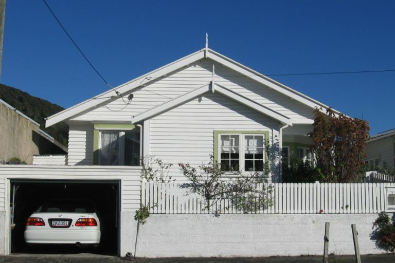 Photo of property in 7 Konini Street, Eastbourne, Lower Hutt, 5013