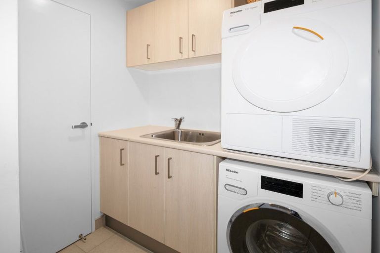 Photo of property in Vivaldi Apartments, 2/48 Marine Parade, Mount Maunganui, 3116