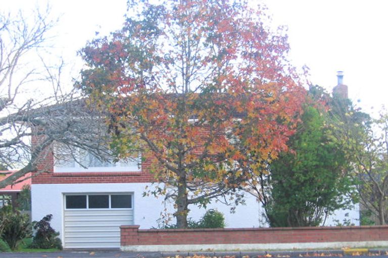 Photo of property in 248 Te Atatu Road, Te Atatu South, Auckland, 0610