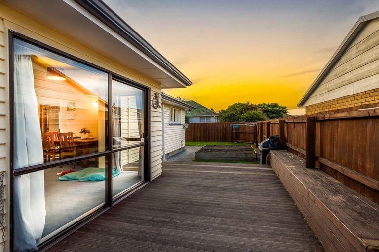 Photo of property in 54 Moffett Street, Islington, Christchurch, 8042