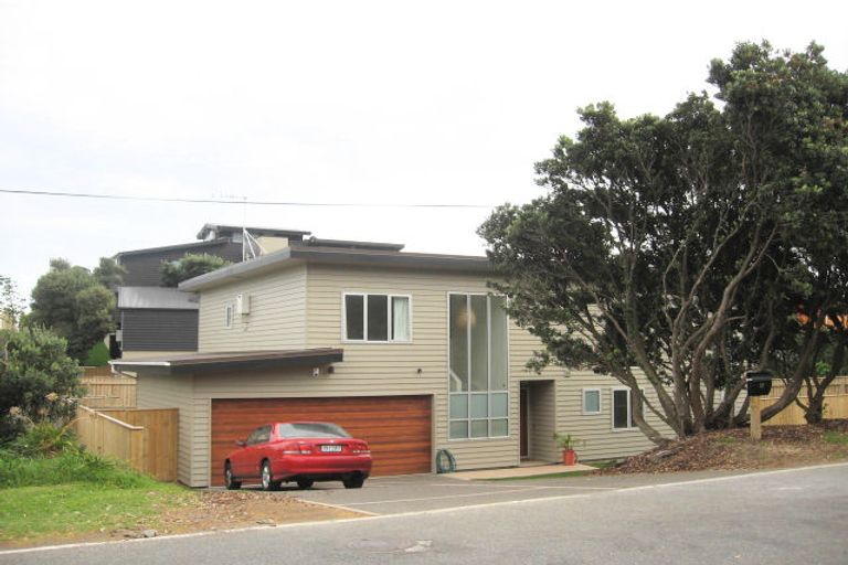 Photo of property in 92 The Esplanade, Raumati South, Paraparaumu, 5032