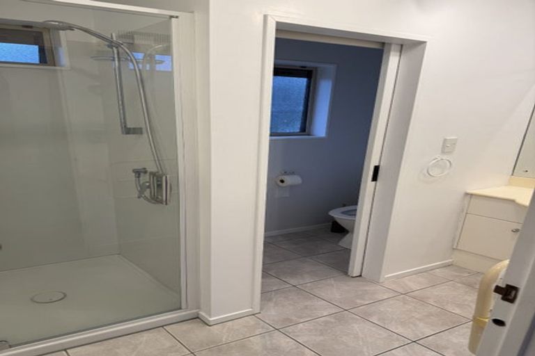 Photo of property in 74 Tarrant Road, Helensville, 0875