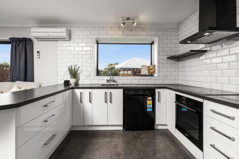 Photo of property in 1/43 Tivoli Place, Bishopdale, Christchurch, 8053