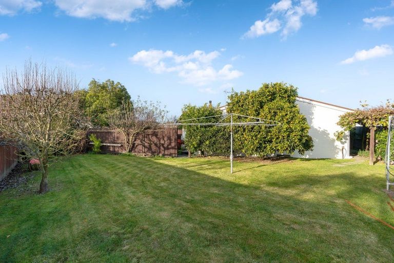 Photo of property in 8 Miller Place, Masterton, 5810