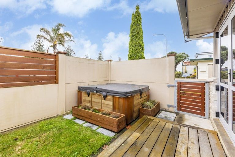 Photo of property in 1/87 Waghorne Street, Ahuriri, Napier, 4110