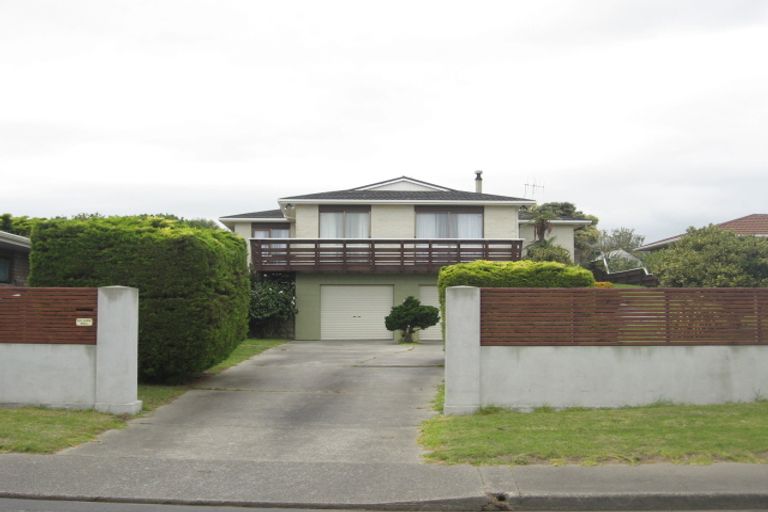 Photo of property in 10 Anaru Street, Raumati Beach, Paraparaumu, 5032