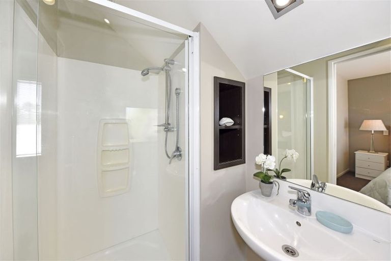 Photo of property in 39b Whitmore Street, Edgeware, Christchurch, 8013