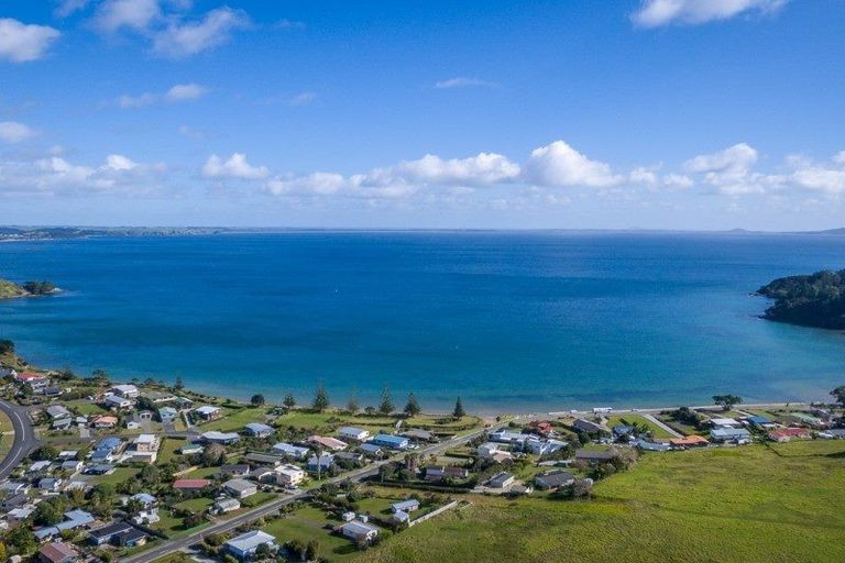 Photo of property in 20 Peninsula Parade, Hihi, Mangonui, 0494