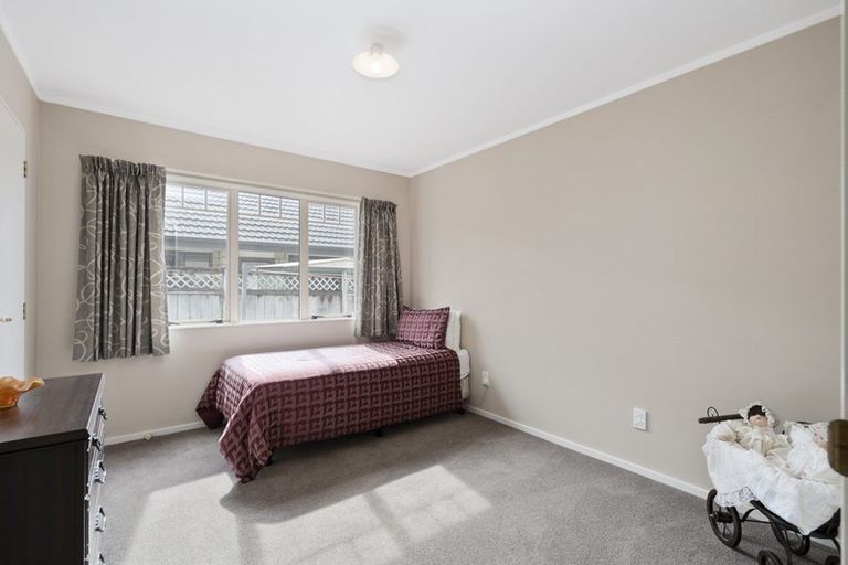 Photo of property in 12 Washington Parade, Milson, Palmerston North, 4414