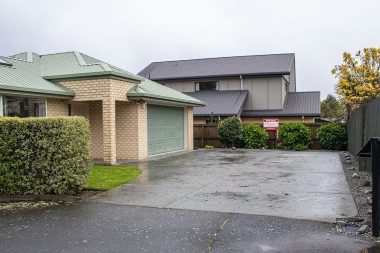 Photo of property in 5 Castleview Lane, Heathcote Valley, Christchurch, 8022
