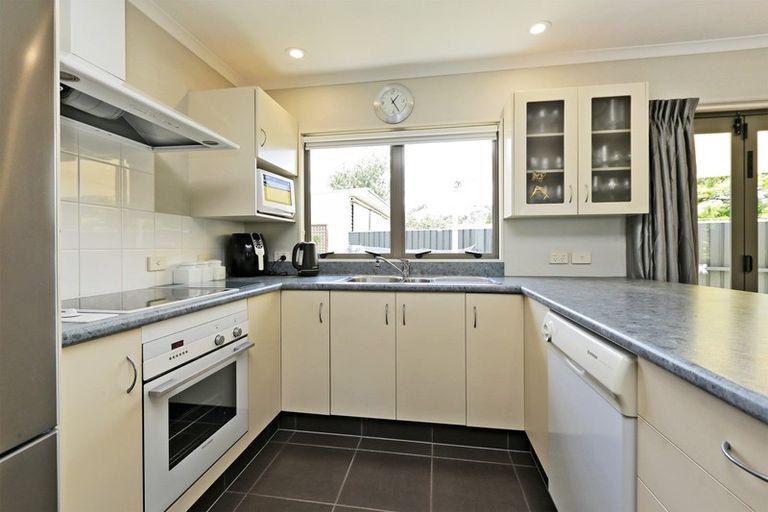 Photo of property in 35 Waterhouse Street, Taradale, Napier, 4112