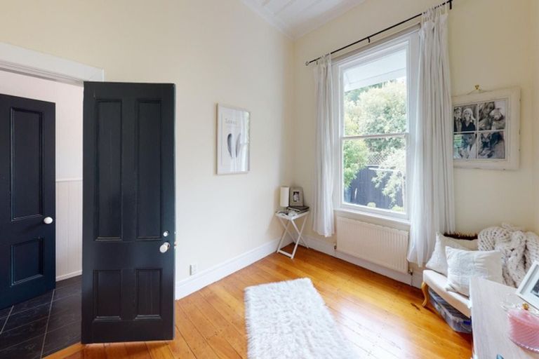 Photo of property in 24 Brassey Road, Saint Johns Hill, Whanganui, 4500