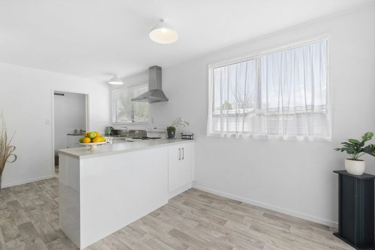 Photo of property in 39a Odlin Crescent, Nawton, Hamilton, 3200