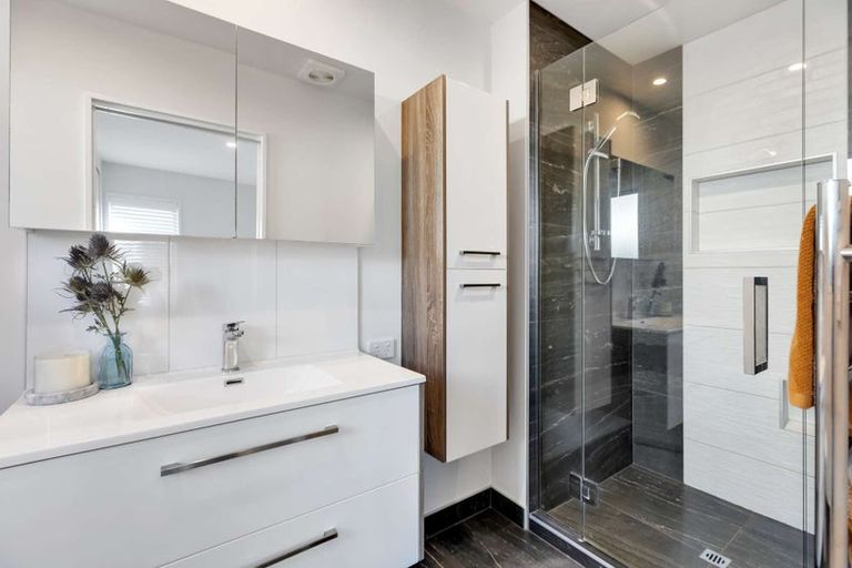 Photo of property in 1 Gilbert Place, Sydenham, Christchurch, 8023