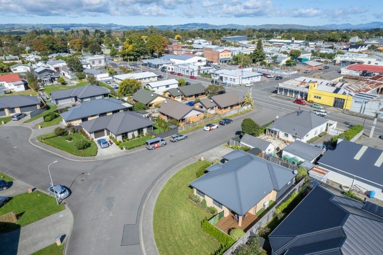 Photo of property in 3 Hereford Drive, Carterton, 5713