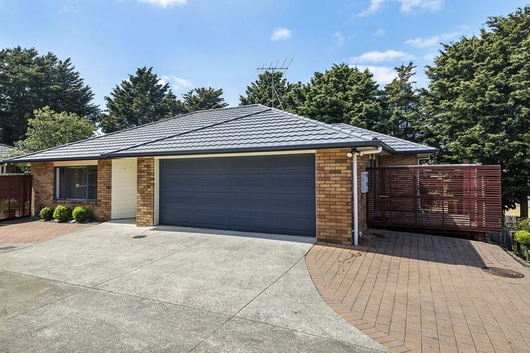 Photo of property in 61a The Glade South, Pukekohe, 2120