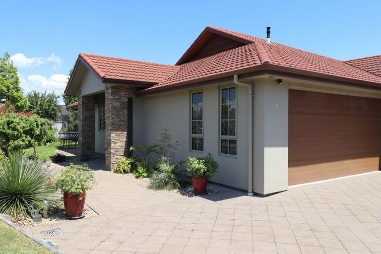 Photo of property in 1 Tarn Close, Pyes Pa, Tauranga, 3112