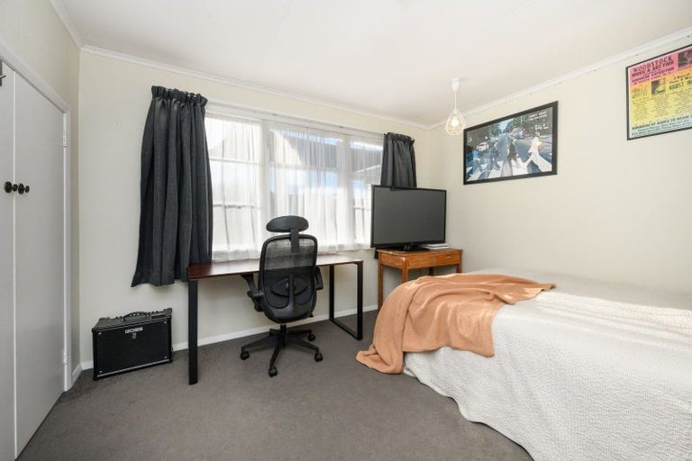 Photo of property in 15b Lifford Place, Awapuni, Palmerston North, 4412