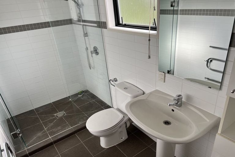 Photo of property in 5c Montrose Terrace, Mairangi Bay, Auckland, 0630