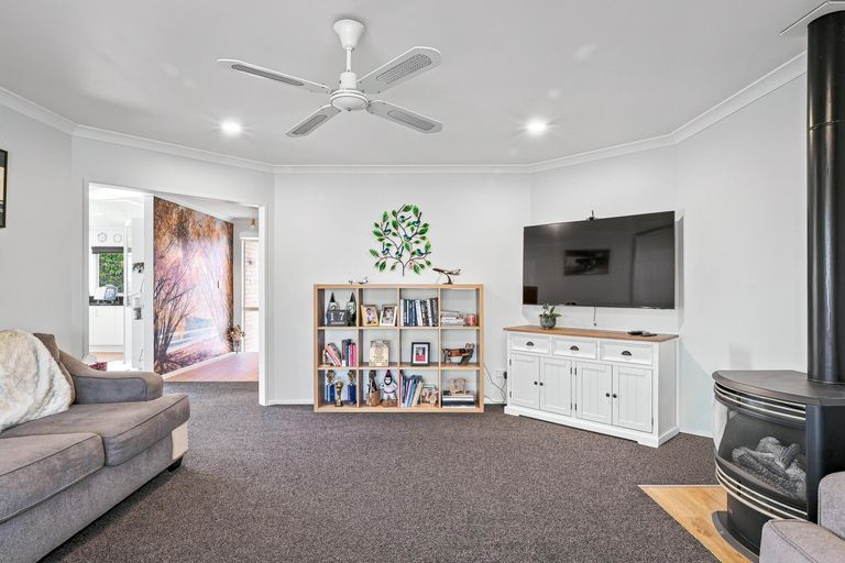 Photo of property in 11 Oaklands Drive, Cambridge, 3434