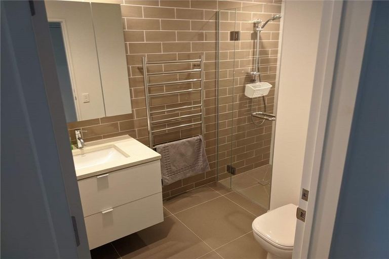 Photo of property in 28 Hastings Street, Hobsonville, Auckland, 0616