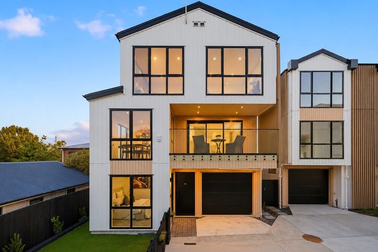 Photo of property in 8b Stanley Avenue, Milford, Auckland, 0620