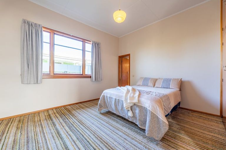 Photo of property in 33 Parsonage Road, Waimate, 7924