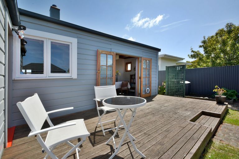 Photo of property in 35 Douglas Street, Saint Kilda, Dunedin, 9012