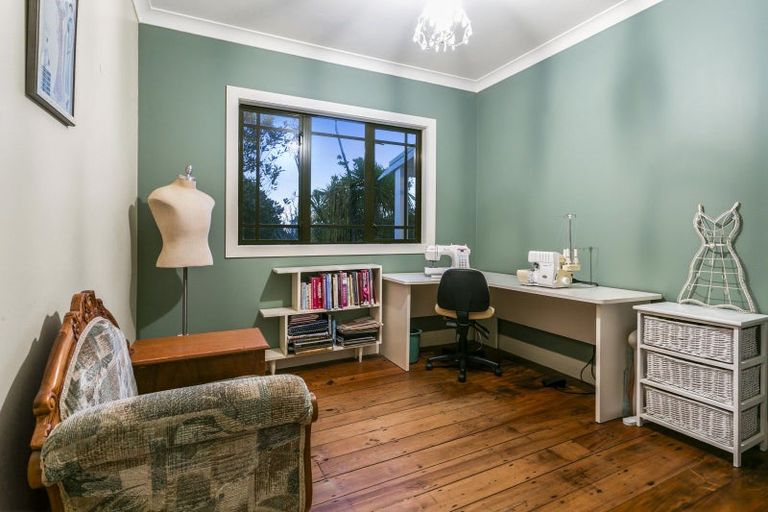 Photo of property in 386 Upper Harbour Drive, Greenhithe, Auckland, 0632