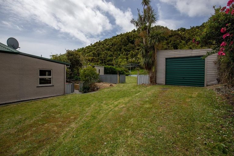 Photo of property in 171-173 Bright Street, Cobden, Greymouth, 7802