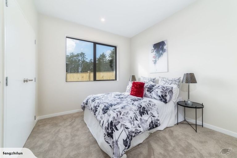 Photo of property in 4 Ropere Street, Kumeu, 0810