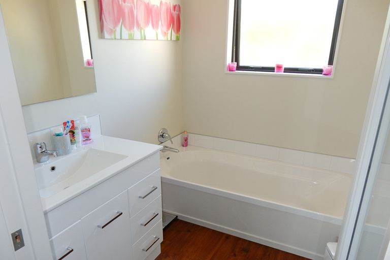 Photo of property in 45 Argyle Street, Weston, Oamaru, 9401