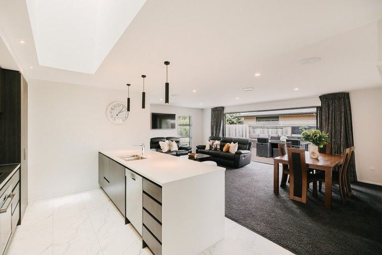 Photo of property in 12 Serenity Crescent, Kelvin Grove, Palmerston North, 4414