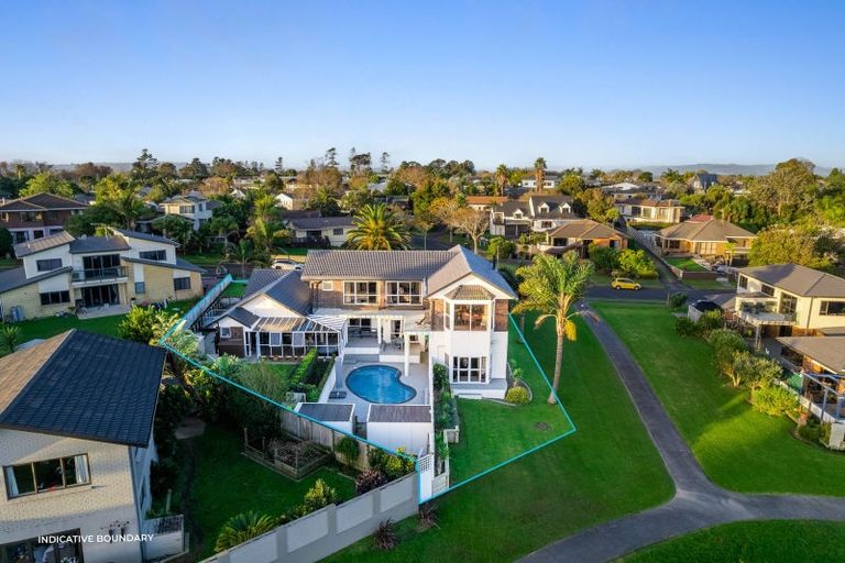 Photo of property in 43 St Annes Crescent, Wattle Downs, Auckland, 2103